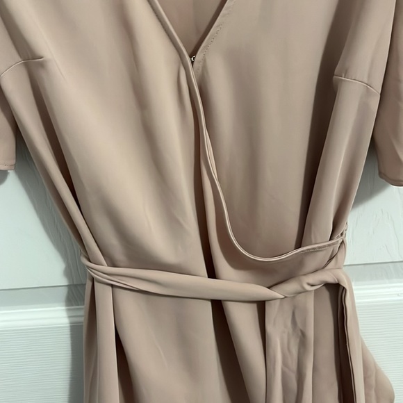 H&M Wrap Dress - Picture 3 of 3